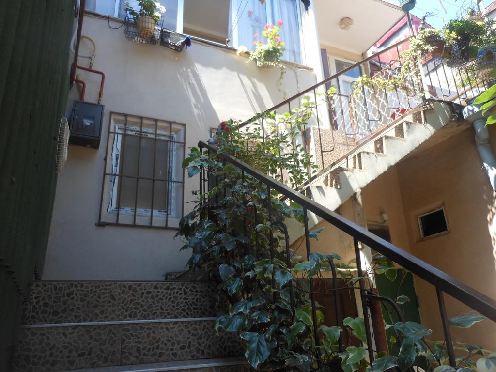 Apartment On Melashvili 24 Batoumi Extérieur photo