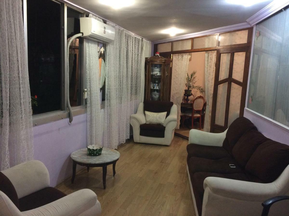 Apartment On Melashvili 24 Batoumi Extérieur photo